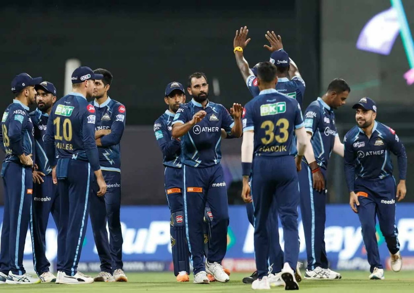 IPL 2024: Gujarat Titans beat Punjab Kings by 3 wickets, Ravishrinivasan Sai Kishore became player of the match Mullanpur (Punjab), April 22 (UITV) – The 37th match of the Indian Premier League (IPL) 2024 was played between Punjab Kings and Gujarat Titans at the Maharaja Yadvendra Singh International Cricket Stadium, Mullanpur on Sunday. This match was a low scoring match. Punjab Kings, batting first, managed to set a target of only 143 runs in the stipulated 20 overs, which Gujarat achieved in the 20th over at the loss of 7 wickets and won the match by three wickets with five balls remaining. Punjab bowlers tried their best to defend this small score, but they could not succeed. Star spinner Ravishrinivasan Sai Kishore took the maximum of 4 wickets for Gujarat Titans, while Mohit Sharma and Noor Ahmed also took 2 wickets each. Ravishrinivasan Sai Kishore was adjudged player of the match for his excellent bowling. Punjab Kings team could score only 142 runs on a slow pitch. While chasing the target, Gujarat Titans batsmen played cautiously in the beginning. Gujarat hit only two sixes during the entire match. Shubman Gill and Sai Sudarshan laid the foundation of victory for the team. In which Shubman Gill played an inning of 35 runs hitting 5 fours in 29 balls, while Sai Sudarshan played an inning of 31 runs hitting 3 fours in 34 balls. Initially, Gujarat Titans scored 66 runs for one wicket in 9.2 overs, but in the next six overs the team lost four wickets to score only 37 runs. But Rahul Tewatia stood firm at one end and played an unbeaten inning of 36 runs with the help of seven fours in 18 balls. For Punjab Kings, Harshal Patel took three wickets for 15 runs in three overs. Harshal Patel dismissed Shahrukh Khan and Rashid Khan in the 19th over. But Rahul Tewatia gave the team victory by hitting a four on the very first ball of the last over. Liam Livingstone took 2 wickets for Punjab, while Arshdeep and Sam took 1 wicket each. With this win, Gujarat Titans have won four out of eight matches and reached sixth position in the points table with eight points, while the Punjab team has lost six out of eight matches and won only two. Punjab is at ninth position in the points table with 4 points. Punjab Kings (PBKS) gave a good start to the team by batting first and scored fifty runs in the power-play. But after this wickets kept falling at regular intervals. Gujarat Titans bowlers Sai Kishore, Noor Ahmed and Rashid Khan did not give any opportunity to the Punjab batsmen to play freely.