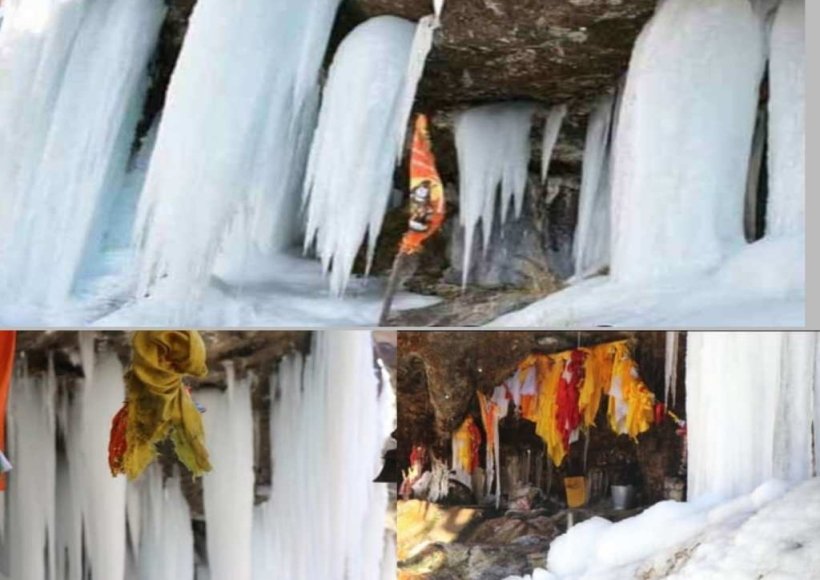 The first picture of Baba Barfani sitting in the cave of Niti Valley on the Indo-China border surfaced.