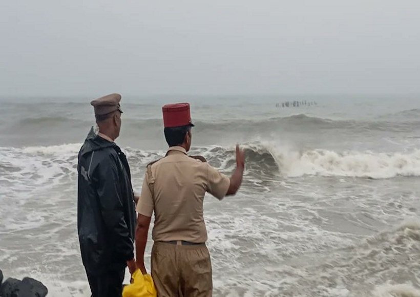 चक्रवात फेंगल (तस्वीर क्रेडिट@gauravkrdwivedi)