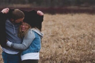 5 Acts of kindness to adopt when dating online