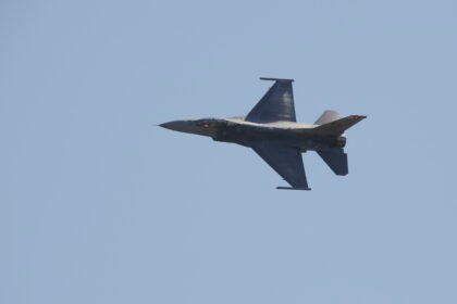 F-16