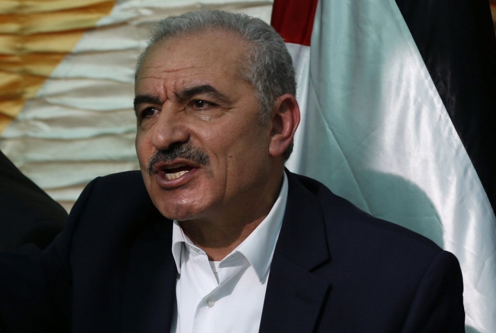 Palestinian Prime Minister Mohammed Ishtaye