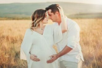 Ways in which you can support your wife during pregnancy