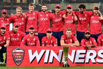 England thrash Pakistan