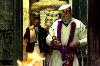 PM Modi offers prayers at Kedarnath temple