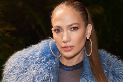 Actress-singer Jennifer Lopez