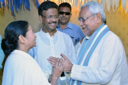 Mamata Banerjee swears-in as WB CM