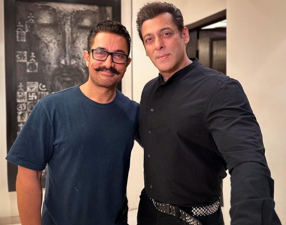 Salman and Aamir celebrate Eid