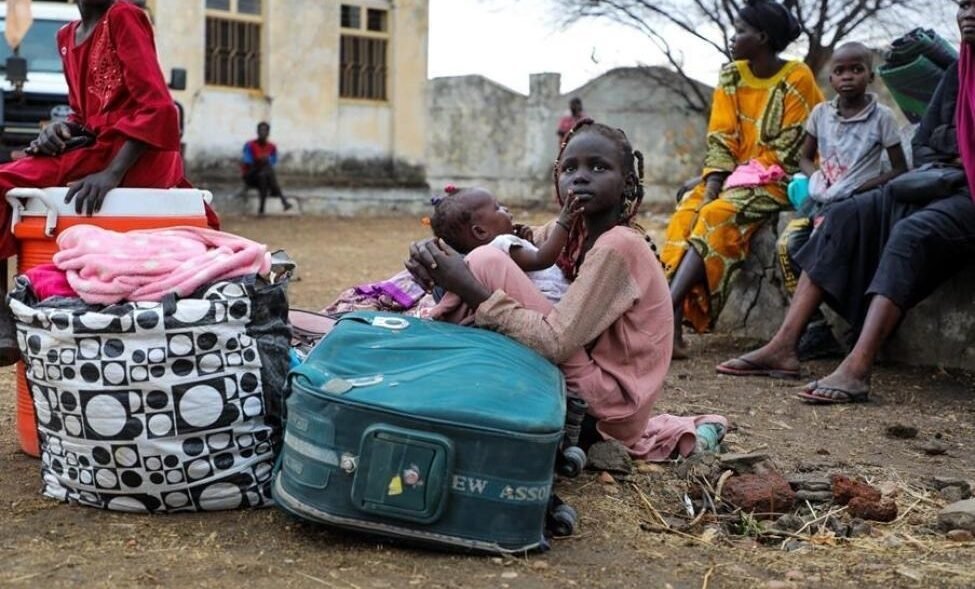 People fleeing from Sudan conflict